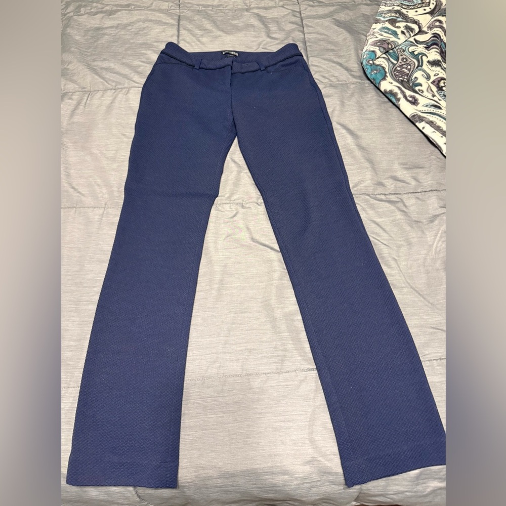 Express dress pants columnist